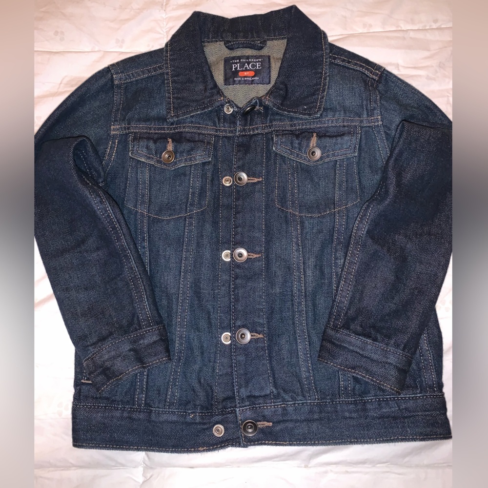 Children’s Place little boys like new dark wash denim jacket size 5T.